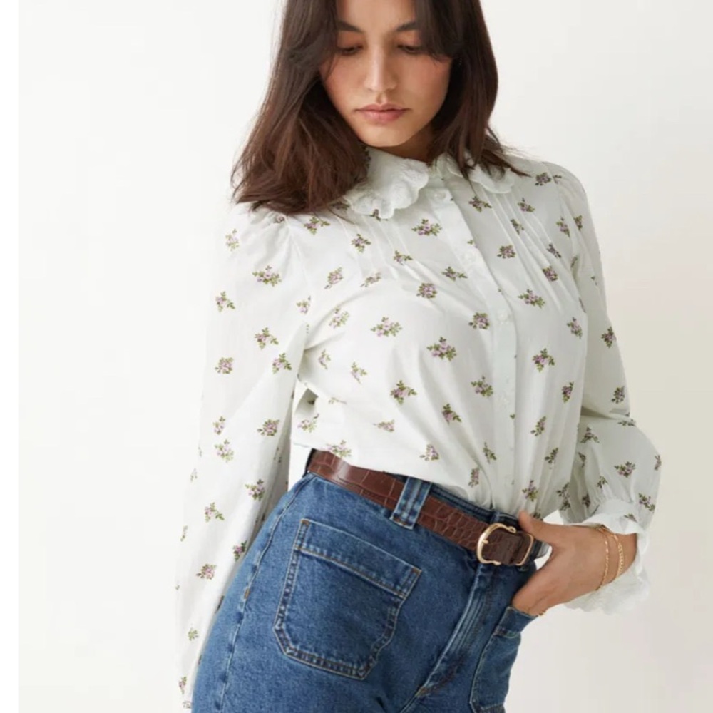 &other stories Embroidered Scallop Blouse